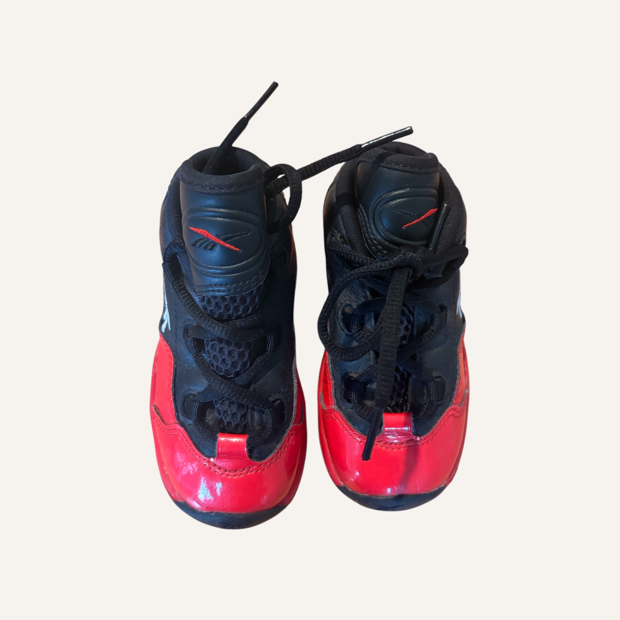 Black and Red Reebok Shoes (8C)