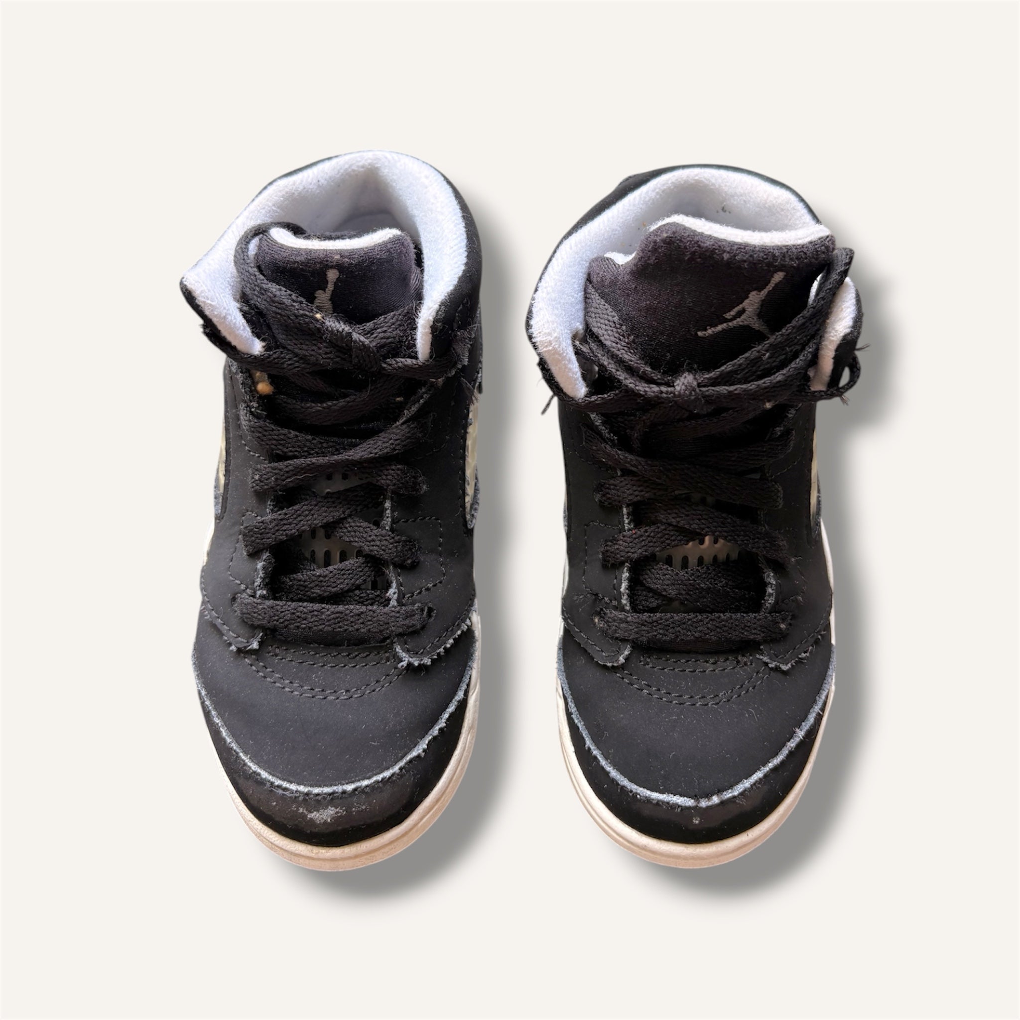 Jordan 5 Retro Oreo Sneakers (9C)