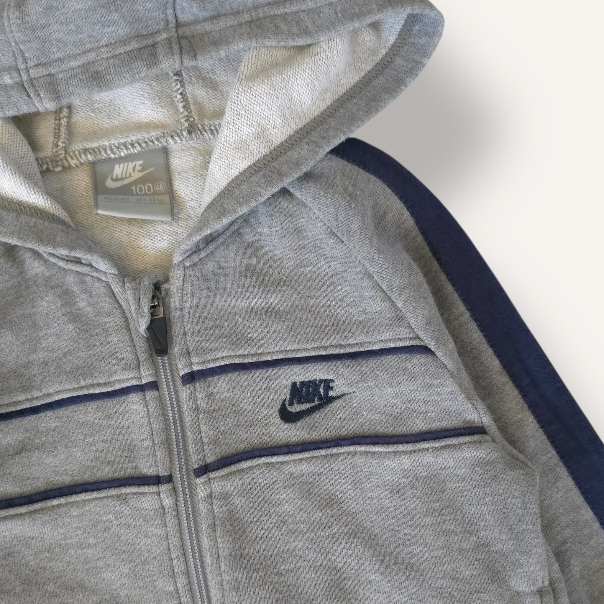 Y2K Nike Grey and Navy Zippy Hoodie (5/6)
