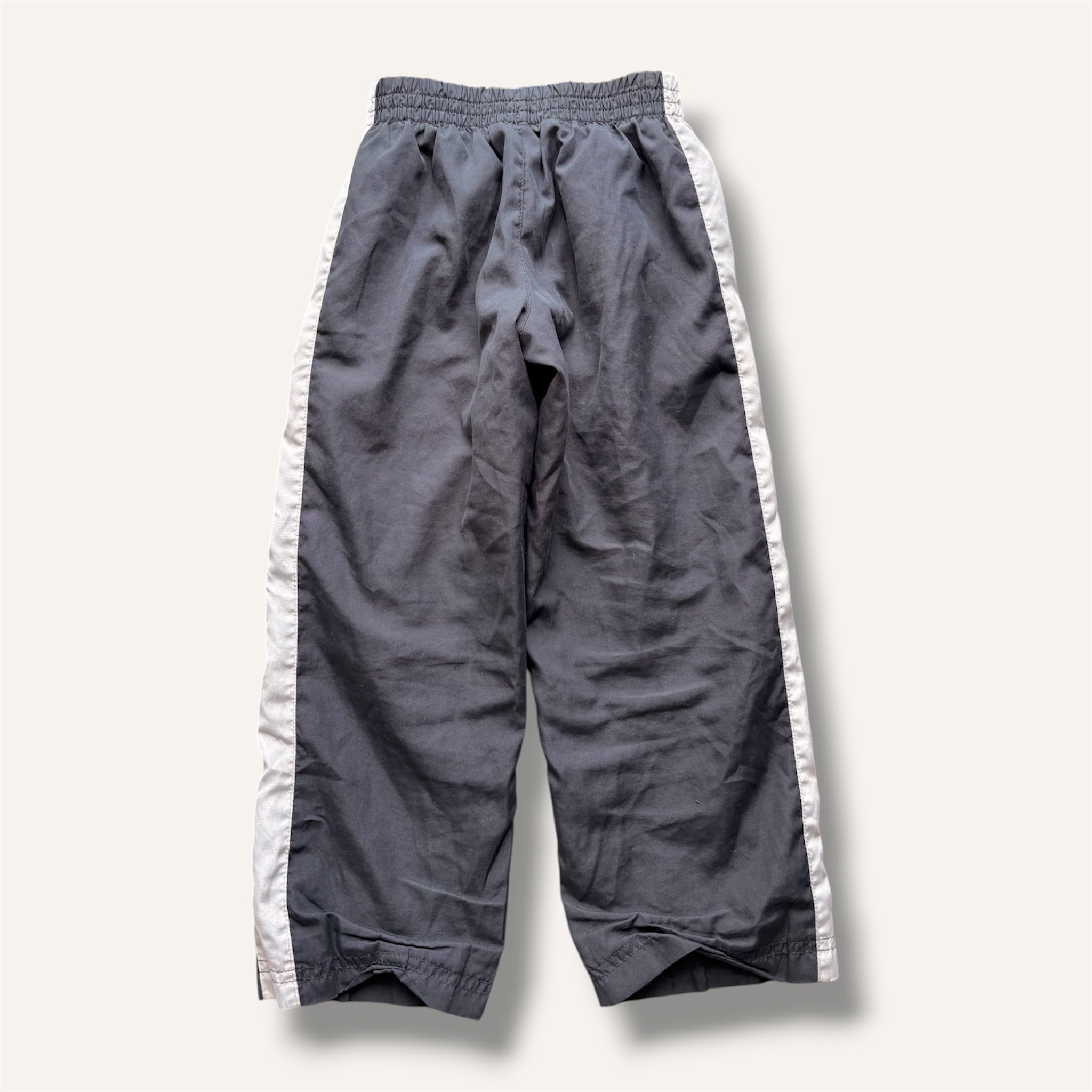 Black Nike Windbreaker Pants (4T)