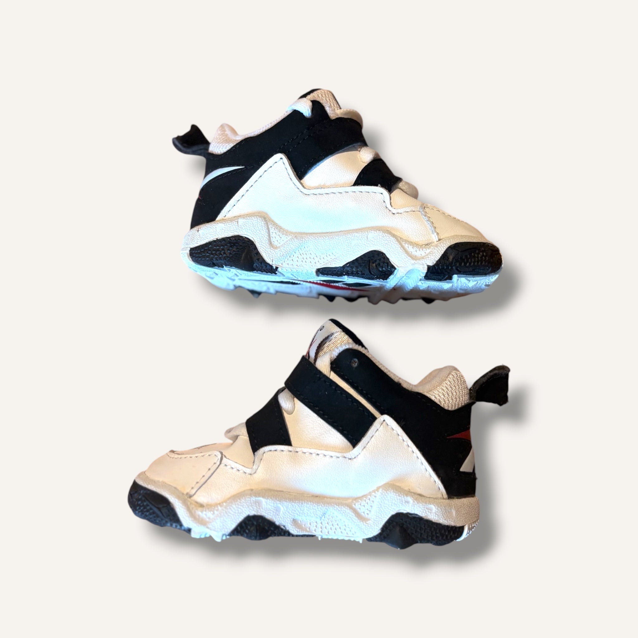 Black and White Reebok Shoes (4C)
