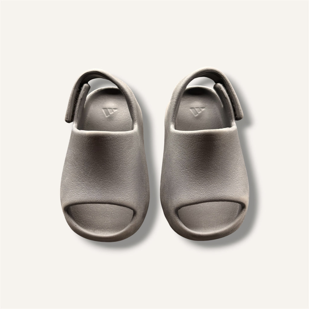 Adidas Yeezy Slides Grey (6C)