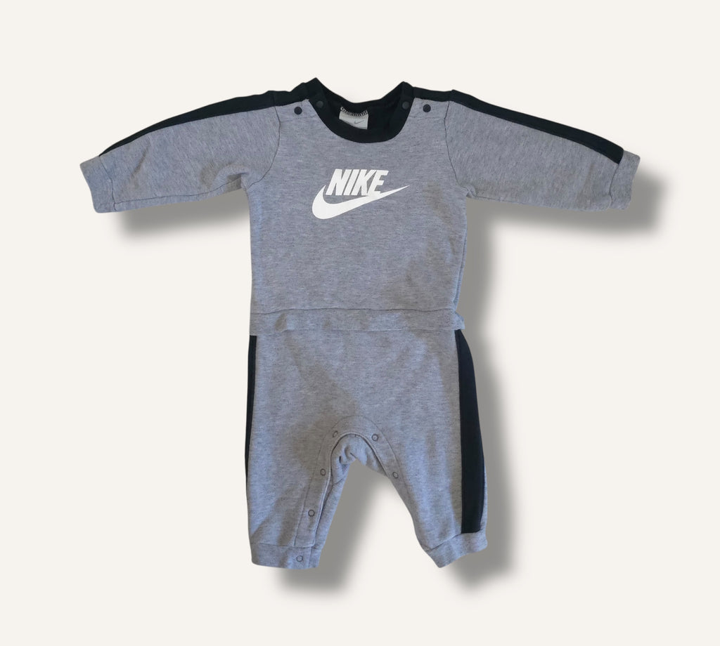 Y2K Nike Grey and Black Romper (6/12M)