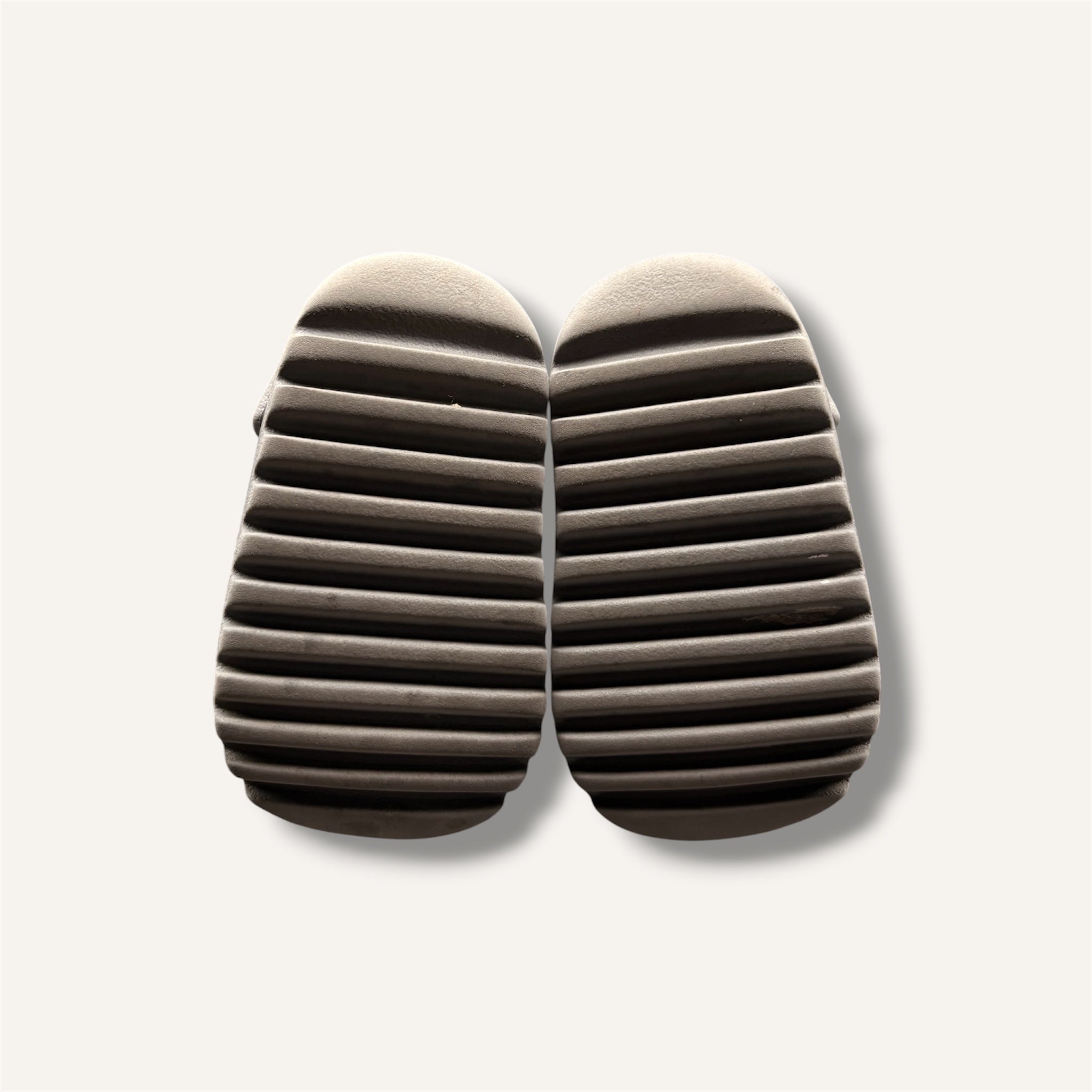 Adidas Yeezy Slides Grey (6C)