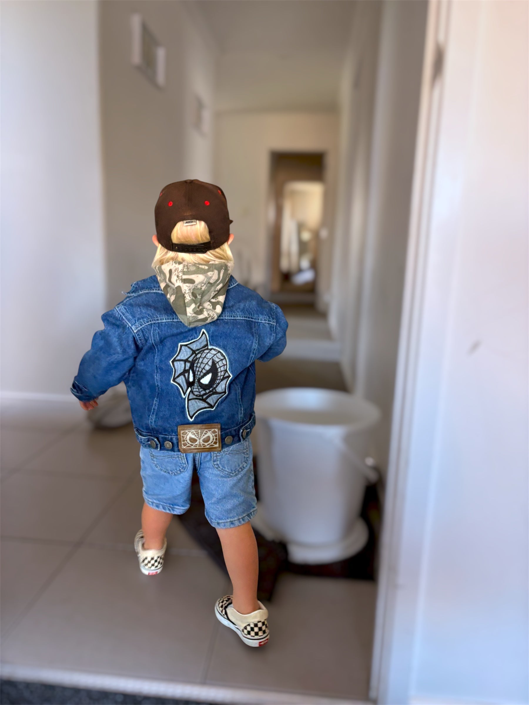 Vintage 2003 Denim Spider-man Jacket (4T)
