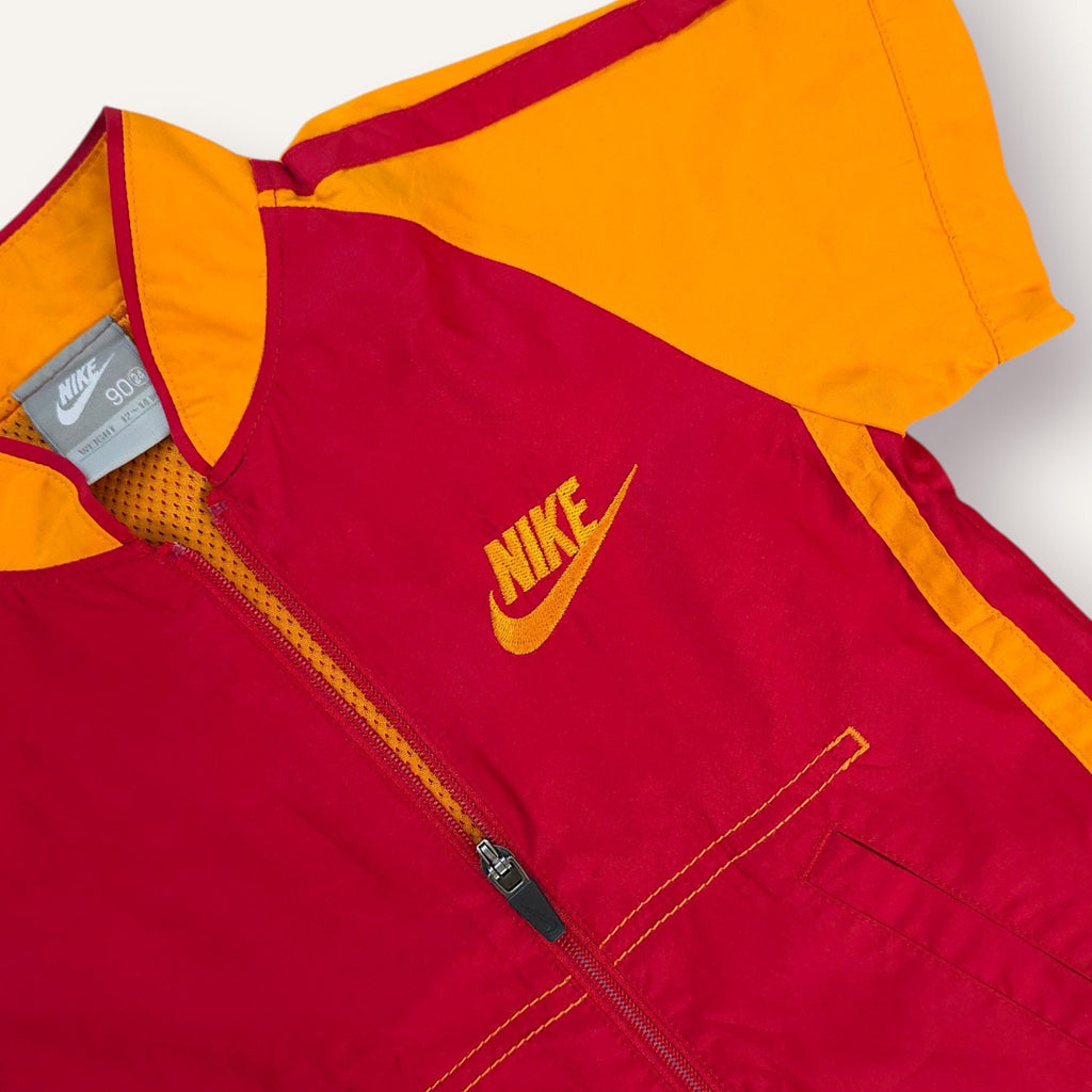 Y2K Red and Orange Short Sleeved Nike Windbreaker (2T)