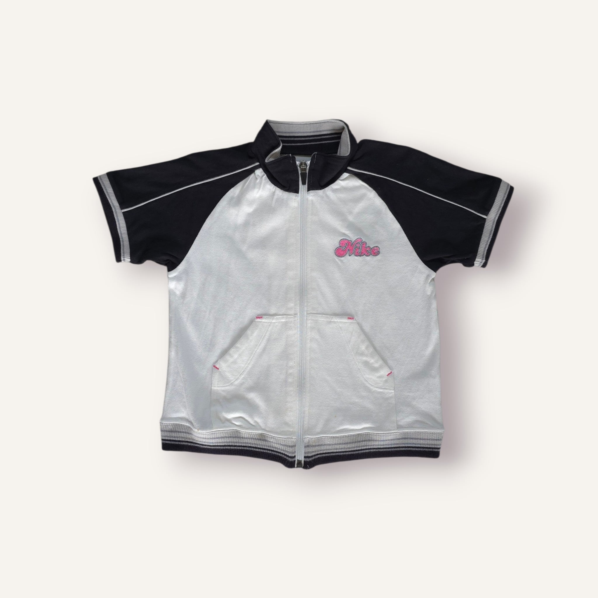 Y2K White and Black Girly Zippy Nike Top (3T)