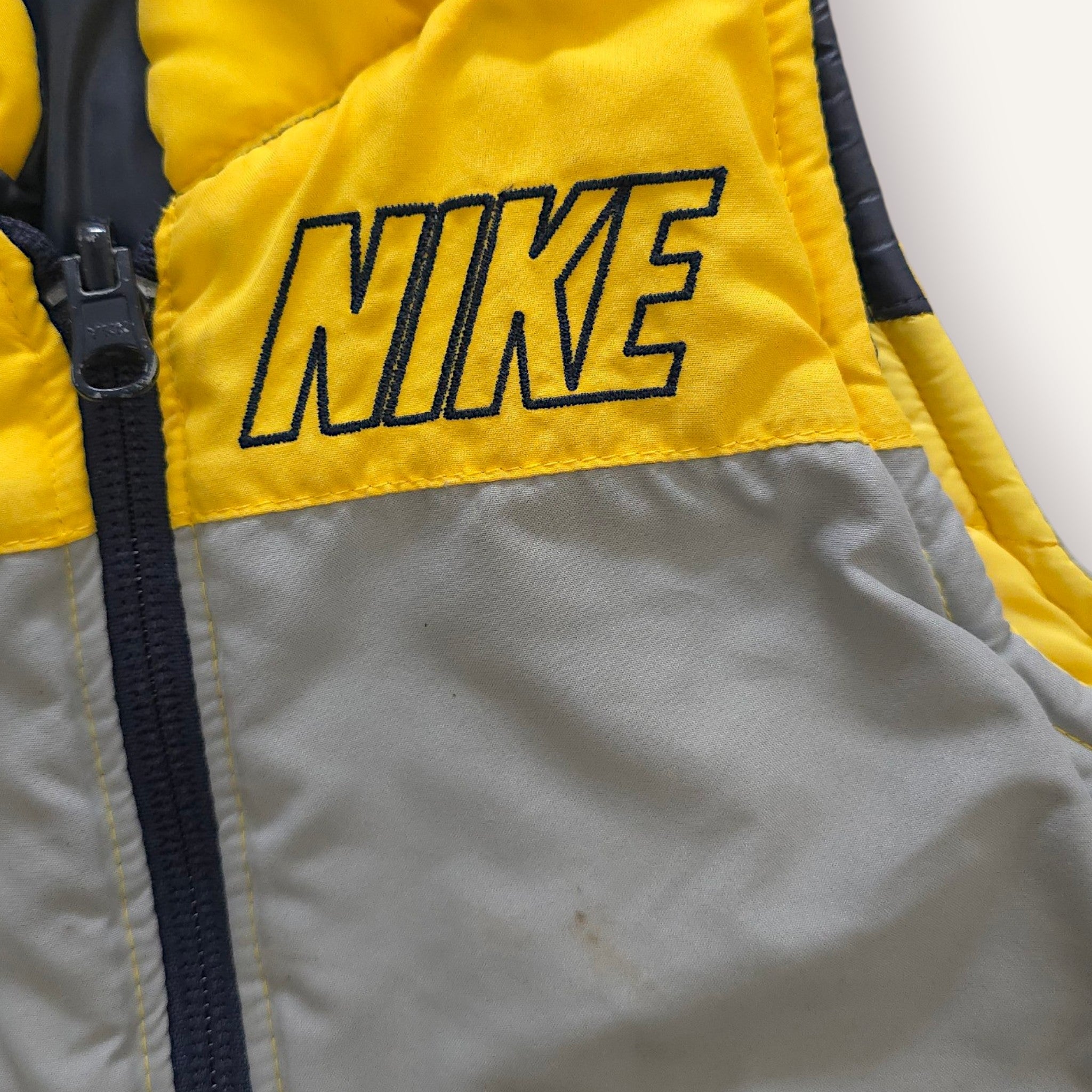 Y2K Nike Grey, Yellow and Navy Reversible Vest (3T)