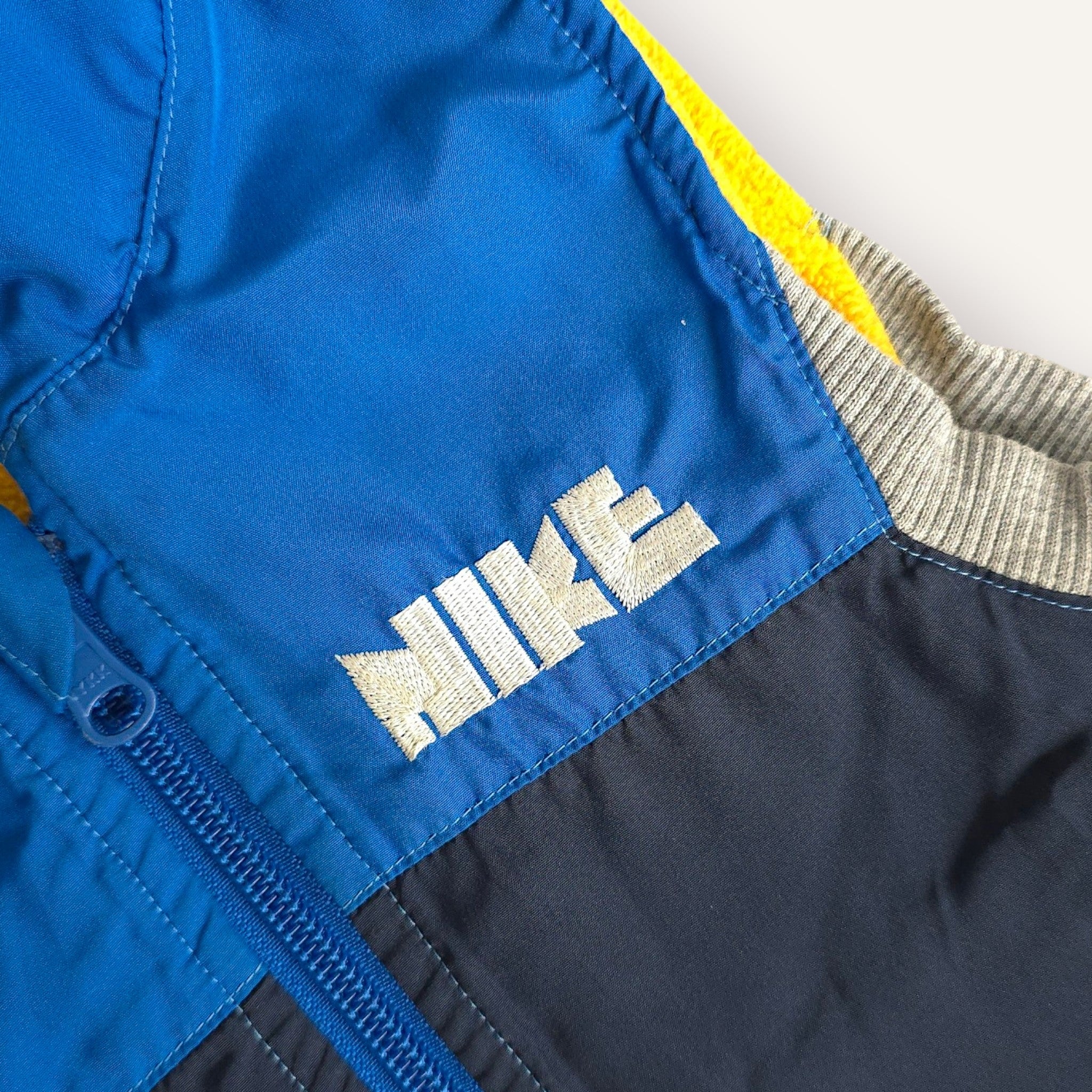 Y2K Nike Navy, Blue, Yellow and Grey Reversible Vest (2T)