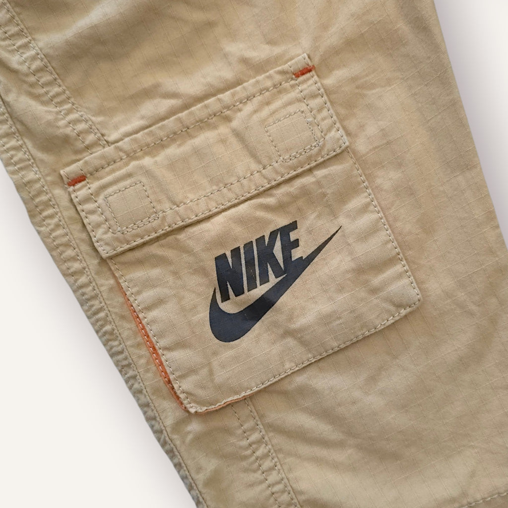 Y2K Nike Sand Cargo Pants with Terracotta Details (4T)