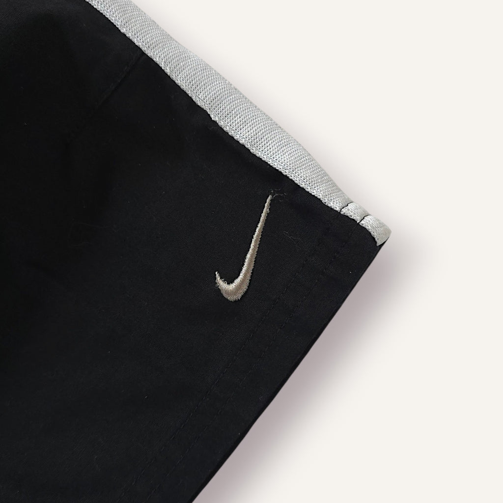 Y2K Nike Black & Silver Straight-Leg Pants (BNWT) (4T)