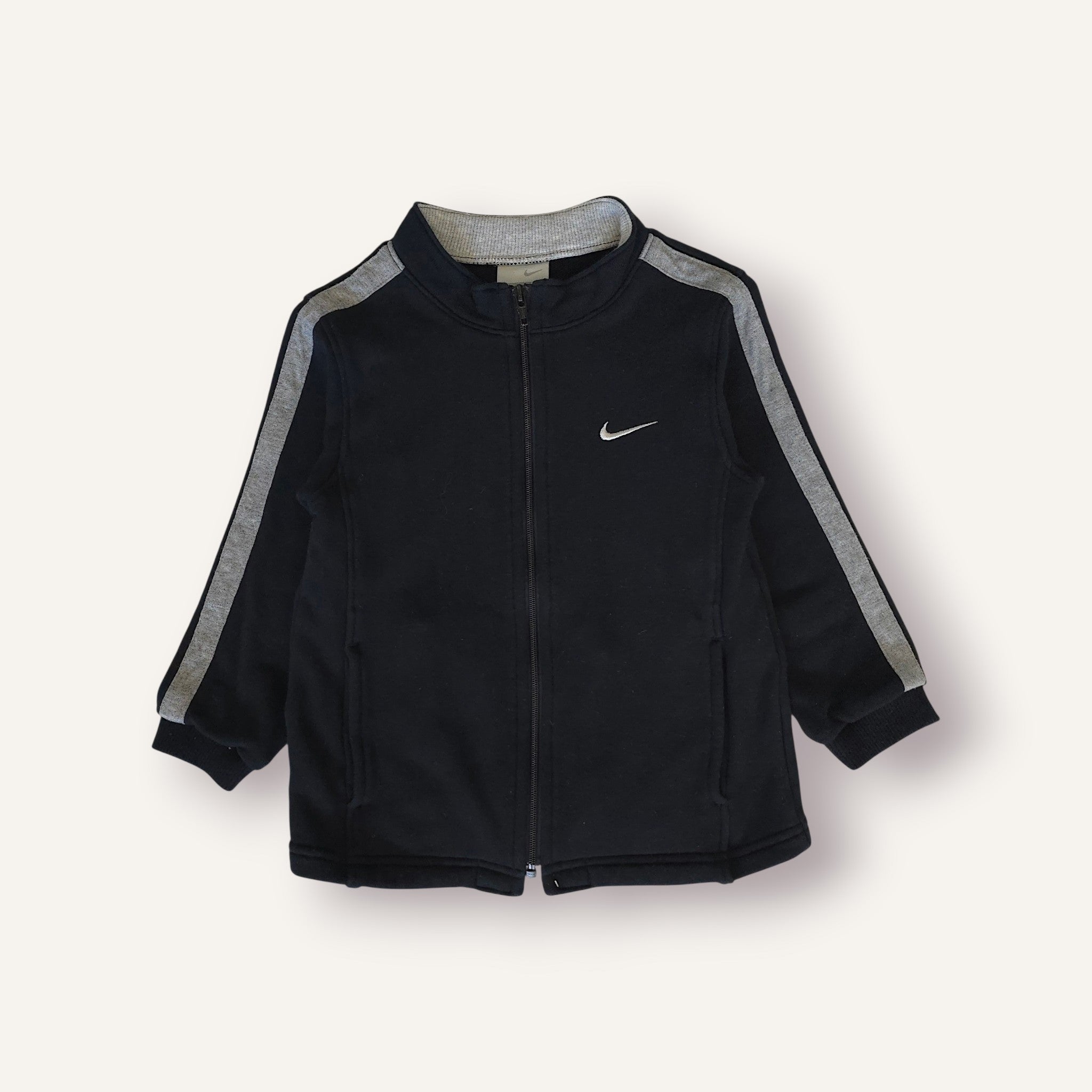 Y2K Nike Black and Grey Track Jacket (3T)