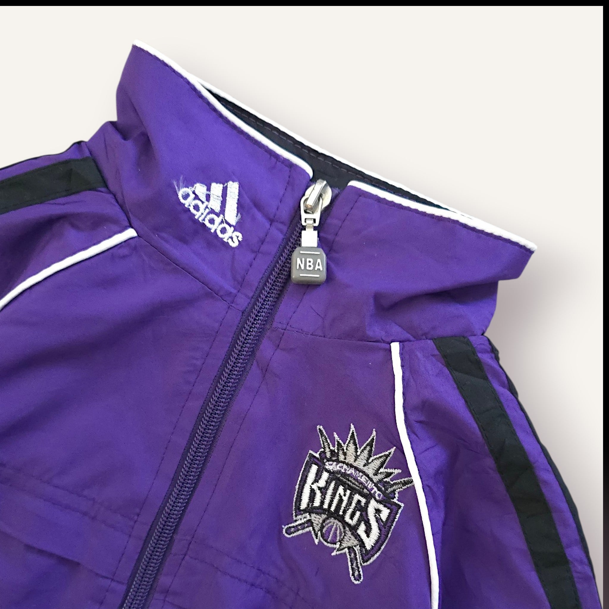 NBA Sacramento Kings Adidas Windbreaker (2T)