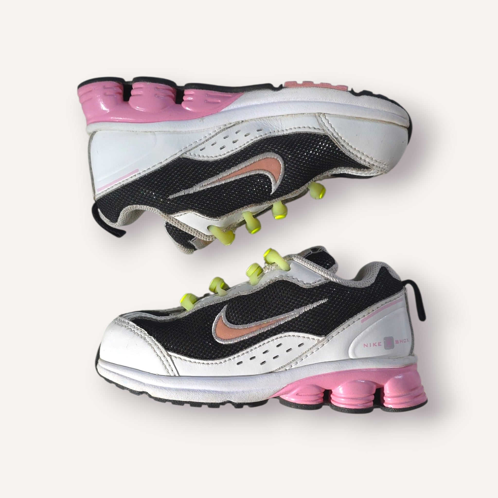 2009 Pink and White Nike Shox (7C)