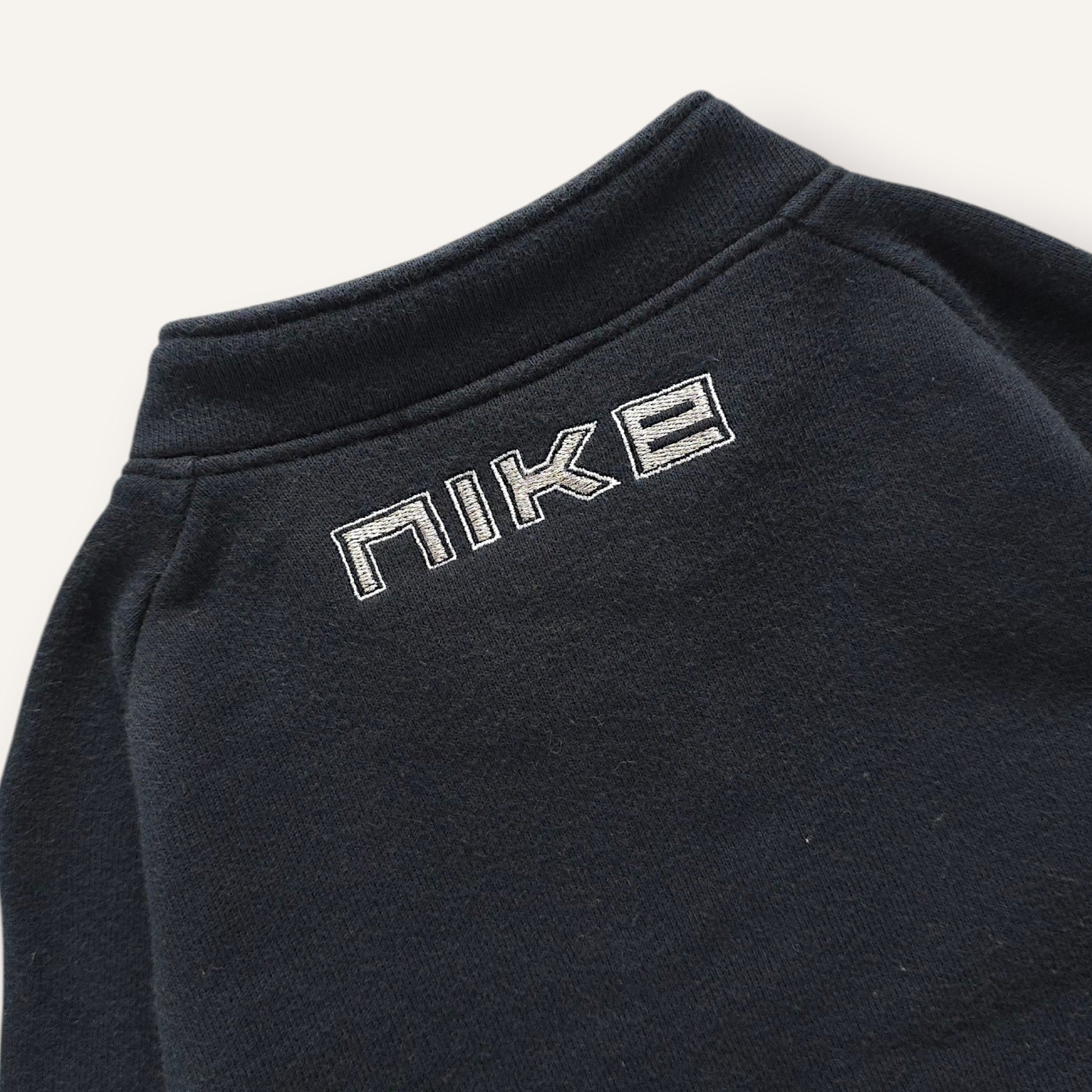 Y2K Nike Black w Silver Detailing Track Jacket (1-2T)